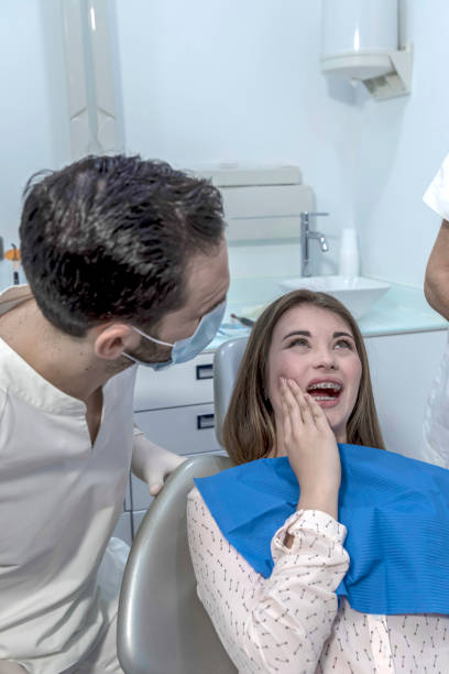 Best Holiday Emergency Dentist in Reno, OH